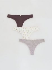 Bawełniane majtki stringi 3 pack - mahoniowy. Brązowe stringi Reserved, bez wzorów, z bawełny. Za 49.99 zł.