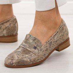 Wąż mokasyny damskie Potocki 12786. Brązowe mokasyny POTOCKI, na jesień, bez wzorów, z jeansu, bez obcasa. Za 189.00 zł.