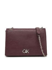 Calvin Klein Torebka K60K612810 Bordowy. Czerwone torebki klasyczne Calvin Klein, bez wzorów, ze skóry, bez dodatków. Za 359.99 zł.