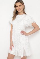 Biała Sukienka Mini z Koronkowymi Wstawkami i Falbankami Soffiana. Białe sukienki Born2be, na imprezę, l, bez wzorów, z koronki, eleganckie, bez kołnierzyka, bez ramiączek, mini. Za 159.99 zł.