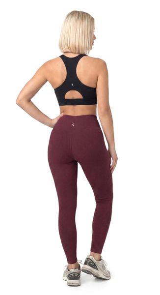 Legginsy damskie Carpatree Rib Profile. Czarne legginsy Carpatree, s, bez wzorów, z materiału. Za 160.99 zł.