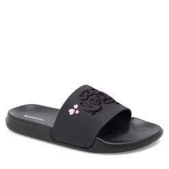 Klapki Bassano. Czarne klapki Bassano, bez wzorów, bez obcasa. Za 49.99 zł.