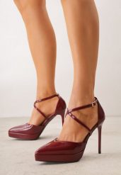 Bordowe Szpilki z Platformą i Przeplatanymi Paskami Ferinela. Czerwone szpilki Renee, bez wzorów, z jeansu, eleganckie, bez obcasa, na platformie, bez zapięcia. Za 119.99 zł.