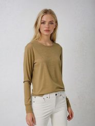 Weekday Koszulka w kolorze khaki rozmiar: XL. Brązowe bluzki Weekday, xl, bez wzorów, z bawełny, bez kołnierzyka, bez ramiączek. Za 52.42 zł.