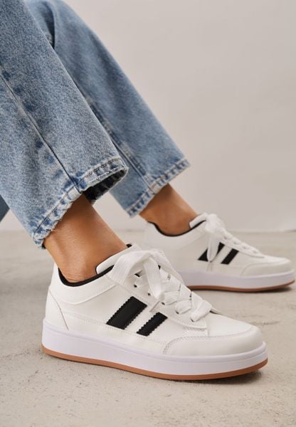 Białe Sneakersy Basic z Paskami na Boku Adila. Białe obuwie sportowe Renee, z jeansu, bez zapięcia. Za 99.99 zł.