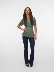 Vero Moda Bluzka w kolorze zielonym rozmiar: M. Zielone bluzki Vero Moda, m, z aplikacjami, bez kołnierzyka, bez ramiączek. Za 84.79 zł.