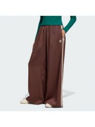 Adidas Spodnie dresowe adicolor Satin KD2541 Brązowy Wide Leg. Brązowe spodnie sportowe Adidas, bez wzorów, z dresówki. Za 349.99 zł.