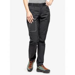 Spodnie softshell damskie Peak Performance Light SS Scale Pants. Czarne spodnie narciarskie Peak Performance, s, bez wzorów, z softshellu, trekkingowe. Za 524.99 zł.