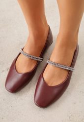 Bordowe Wsuwane Balerinki z Ozdobnym Paskiem z Cyrkoniami Rola. Czerwone baleriny Born2be, z aplikacjami, bez obcasa. Za 49.99 zł.