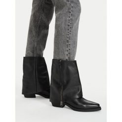 Botki G-Star. Czarne botki G-Star, bez wzorów, bez obcasa, na słupku, bez zapięcia. Za 499.99 zł.