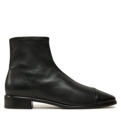 Botki Tory Burch. Czarne botki Tory Burch, bez wzorów, bez obcasa, na płaskiej podeszwie, bez zapięcia. Za 2,149.00 zł.