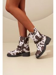 C'M Botki w kolorze brązowo-białym rozmiar: 37. Białe botki C'M, bez wzorów, bez obcasa, bez zapięcia. Za 152.99 zł.