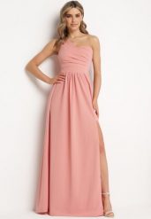Różowa Elegancka Rozkloszowana Sukienka na Jedno Ramię Wistlia. Czerwone sukienki Born2be, na imprezę, m, bez wzorów, eleganckie, z asymetrycznym kołnierzem, bez ramiączek, maxi, asymetryczne. Za 119.99 zł.