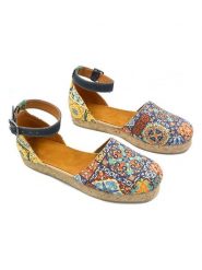 Calceo Espadryle ze wzorem rozmiar: 40. Espadryle Calceo, bez wzorów, bez obcasa, bez zapięcia. Za 193.70 zł.