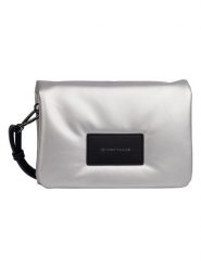 Tom Tailor Torebka "Patti" w kolorze srebrnym - 23 x 16 x 6 cm rozmiar: onesize. Szare torby na ramię Tom Tailor, bez wzorów, z materiału, na ramię, bez dodatków. Za 86.99 zł.