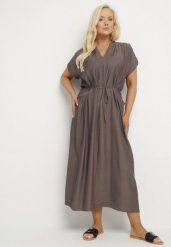 Ciemnoszara Wiskozowa Sukienka Pudełkowa z Cienkim Paskiem i Kieszeniami Lumivorae. Szare sukienki Born2be, na co dzień, plus size, bez wzorów, z wiskozy, eleganckie, bez kołnierzyka, plus size, bez ramiączek, maxi, proste. Za 74.99 zł.