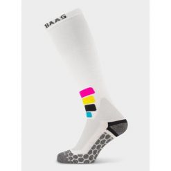 Skarpety narciarskie unisex Poederbaas Kompresja techniczna Pro Merino 1 para. Białe skarpety POEDERBAAS, bez wzorów, z materiału. Za 199.42 zł.