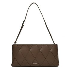 Torebka Calvin Klein. Brązowe torebki klasyczne Calvin Klein, bez wzorów, bez dodatków. Za 349.99 zł.