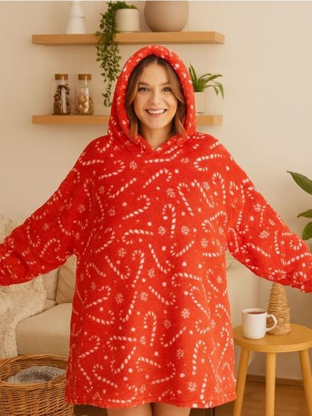 Bluza snuddie - czerwony. Czerwone bluzy Sinsay, bez wzorów, bez kaptura. Za 39.99 zł.