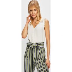 Morgan - Top. Białe topy Morgan, bez wzorów, z koronki, bez kołnierzyka, bez ramiączek. W wyprzedaży za 159.90 zł.