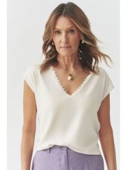 TATUUM Bluzka "Dandy" w kolorze kremowym rozmiar: M. Brązowe bluzki Tatuum, m, bez wzorów, z koronki, bez kołnierzyka, bez ramiączek. Za 152.62 zł.