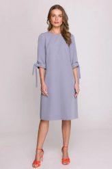 Klasyczna elegancka sukienka trapezowa szara. Szare sukienki Stylove, do pracy, l, bez wzorów, z materiału, biznesowe, bez kołnierzyka, bez ramiączek, proste. Za 299.00 zł.