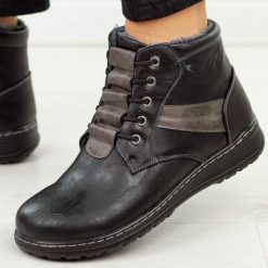 Czarne botki damskie Vinceza 87732. Czarne botki VINCEZA, na jesień, bez wzorów, ze skóry, z okrągłym noskiem, bez obcasa, bez zapięcia. Za 179.00 zł.