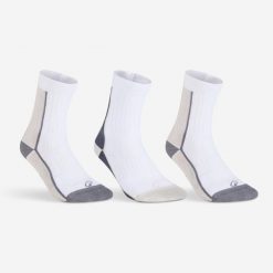 Skarpety sportowe tenis RS 500 wysokie 3 pary. Białe skarpety DECATHLON, bez wzorów, z bawełny. Za 34.99 zł.