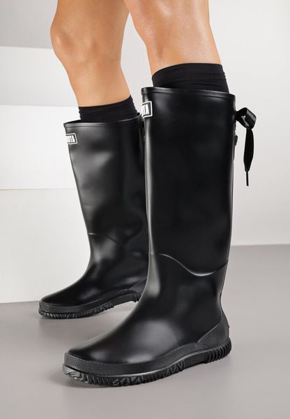 Czarne Kalosze z Wiązaniem z Tyłu Larriva. Czarne kalosze Born2be, bez wzorów, z jeansu. Za 79.99 zł.