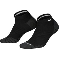 Skarpety Sportowe Nike Everyday Max Cushioned. Czarne skarpety Nike, bez wzorów. Za 98.54 zł.