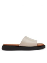Vagabond Shoemakers Klapki Connie 5757-201-02 Beżowy. Brązowe klapki Vagabond Shoemakers, bez wzorów, ze skóry, bez obcasa. Za 309.99 zł.
