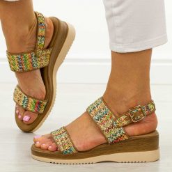 Multi sandały damskie na koturnie Potocki 45302. Sandały POTOCKI, bez wzorów, z jeansu, eleganckie, bez obcasa, na koturnie, bez zapięcia. Za 159.00 zł.