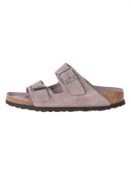 Birkenstock Skórzane klapki "Arizona" rozmiar: 36. Różowe klapki Birkenstock, bez wzorów, z materiału, z otwartym noskiem, bez obcasa. Za 384.95 zł.