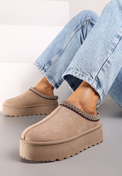 Ciemnobeżowe Śniegowce na Platformie z Ozdobnym Paskiem Lotiara. Brązowe trapery i śniegowce Renee, z wełny. Za 74.99 zł.