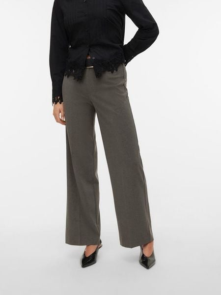 Vero Moda Spodnie w kolorze szarym rozmiar: S/L32. Szare spodnie materiałowe Vero Moda, l, bez wzorów, z materiału. Za 51.95 zł.