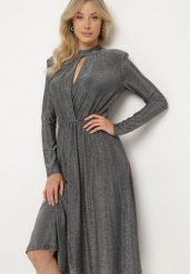 Srebrna Koktajlowa Sukienka z Metaliczną Nicią Mianella. Szare sukienki Born2be, l, z aplikacjami, eleganckie, bez kołnierzyka, bez ramiączek, midi. Za 169.99 zł.