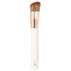 Monika Blunder Call Your Buff Angled Brush Pędzle do pudru 1 ct. Pędzle Monika Blunder. Za 260.99 zł.