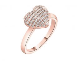 Pierścionek z mosiądzu pozłacany z cyrkoniami - serce. Pierścionki Artelioni, z cyrkonią, pozłacane. Za 179.00 zł.