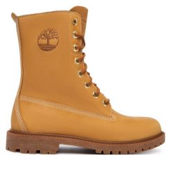 Trzewiki Timberland. Brązowe botki Timberland, bez wzorów, bez obcasa, na płaskiej podeszwie, bez zapięcia. Za 899.99 zł.