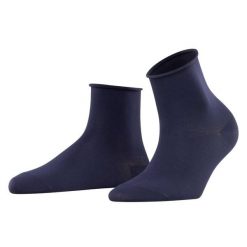 Skarpetki bawełniane krótkie damskie Falke Touch. Niebieskie skarpety Falke, bez wzorów, z bawełny. Za 119.50 zł.