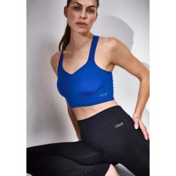 Top Sportowy dla Kobiet Casall Heart Shape Oddychający Elastyczny. Niebieskie koszulki sportowe Casall, bez wzorów, bez ramiączek, na jogę i pilates. Za 249.99 zł.