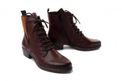 RIEKER Y0800-24 brown, trzewiki damskie. Brązowe botki Rieker, na zimę, bez wzorów, bez obcasa, na obcasie, bez zapięcia. Za 389.90 zł.