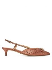 Guess Sandały FLPJSY SAT05 Różowy. Czerwone sandały Guess, z aplikacjami, ze skóry, bez obcasa, na szpilce, bez zapięcia. Za 549.99 zł.