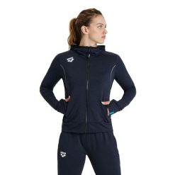 Bluza damska z kapturem Arena Spacer. Czarne bluzy Arena, bez wzorów, z kapturem. Za 368.50 zł.