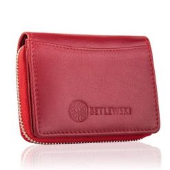 Portfel damski BETLEWSKI BPD-SS-20 czerwony. Czerwone portfele Betlewski, bez wzorów, ze skóry. Za 119.99 zł.