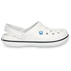 Klapki Crocs Crocband. Białe klapki Crocs, bez wzorów, bez obcasa. W wyprzedaży za 148.47 zł.
