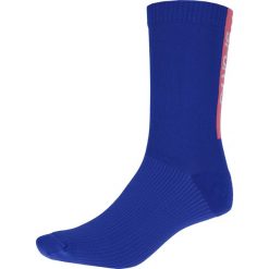 Skarpetki treningowe damskie SOD205 - kobalt. Skarpety 4f, bez wzorów, z materiału. W wyprzedaży za 14.99 zł.