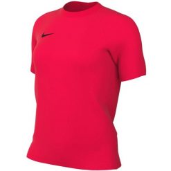 Koszulka damska Nike Dri-FIT Park VIII, 100% poliester. Czerwone bluzki Nike, bez wzorów, z materiału, sportowe, bez kołnierzyka, bez ramiączek. Za 66.99 zł.