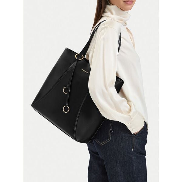 Torebka GINO ROSSI. Czarne shopper Gino Rossi, bez wzorów, bez dodatków. Za 229.99 zł.