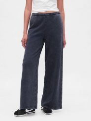 GAP Spodnie dresowe w kolorze granatowym rozmiar: M. Niebieskie spodnie dresowe GAP, m, bez wzorów, z dresówki. Za 115.24 zł.